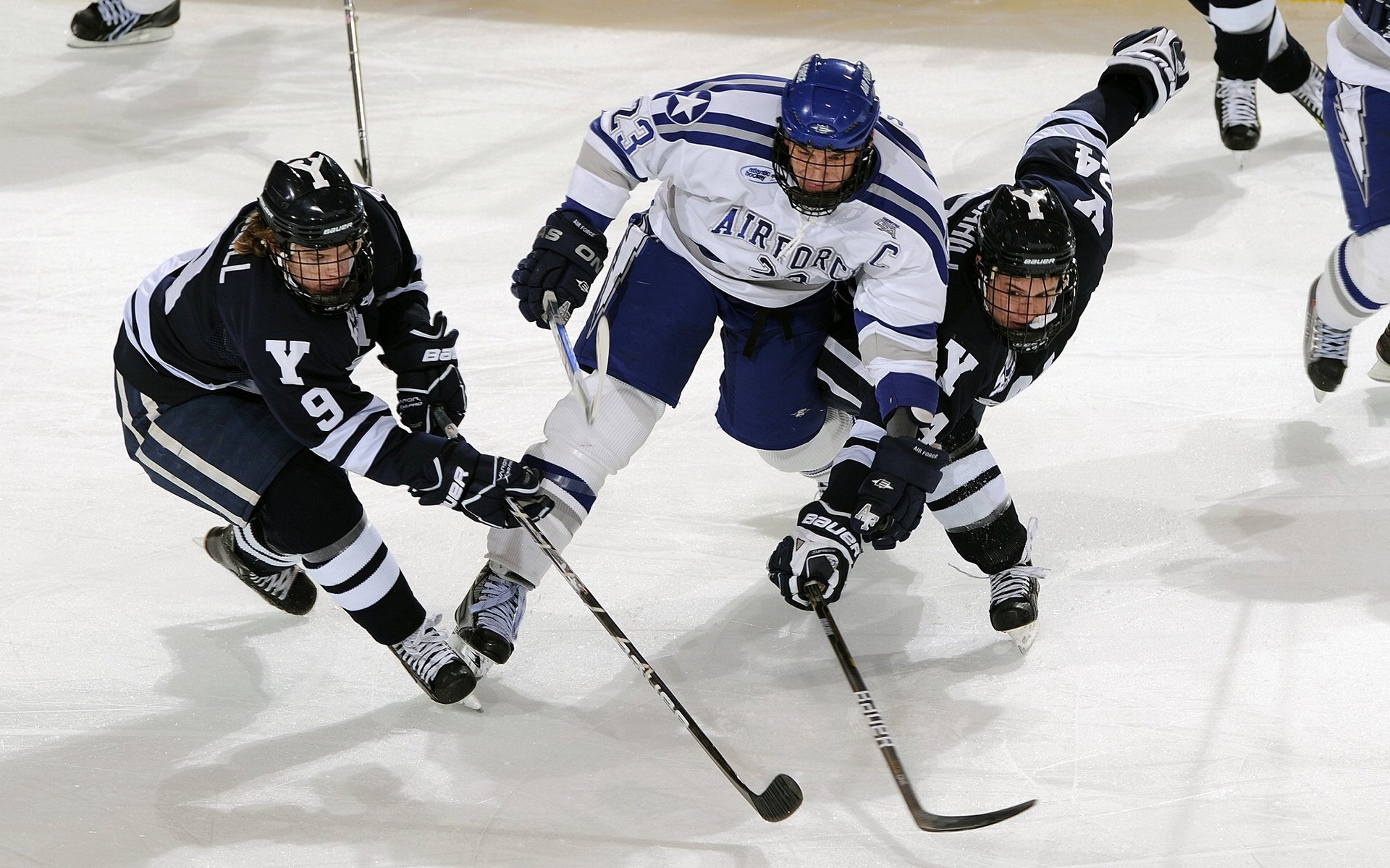 中国米兰体育-《CS_GO》2025“银河杯”——豪门豪强激战,荣耀由你见证