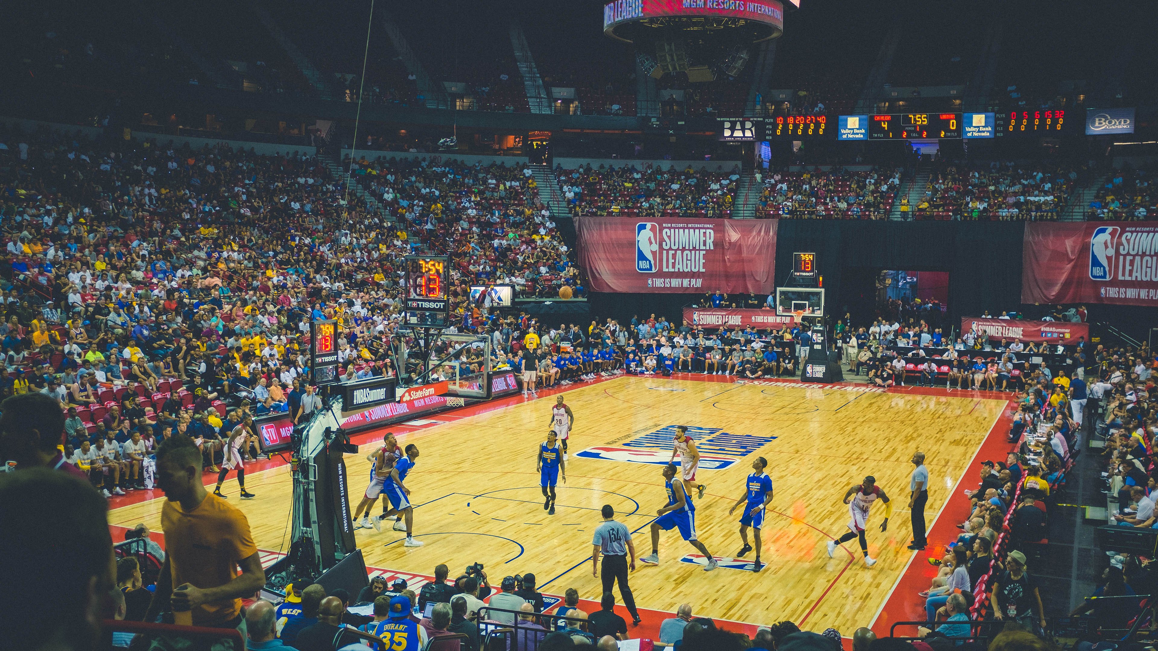 米兰全站APP下载-热火后场新星继续展现攻击力，防守仍需提高，热火宣布新星无限期离队 他在直播中种族歧视